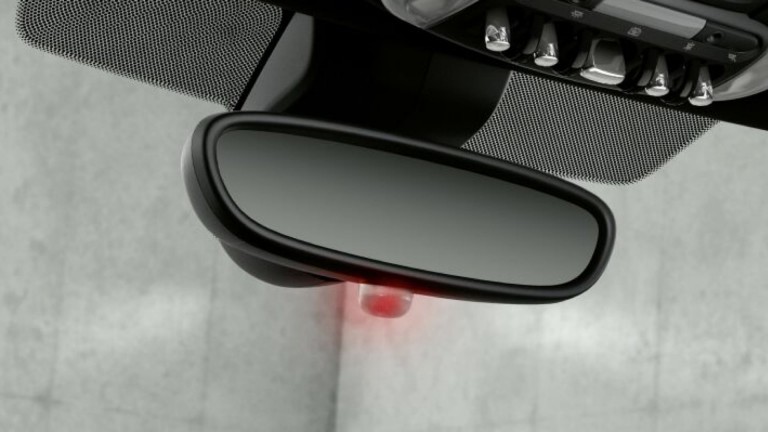 MINI 3 portes Cooper SE – système d'alarme – intérieur